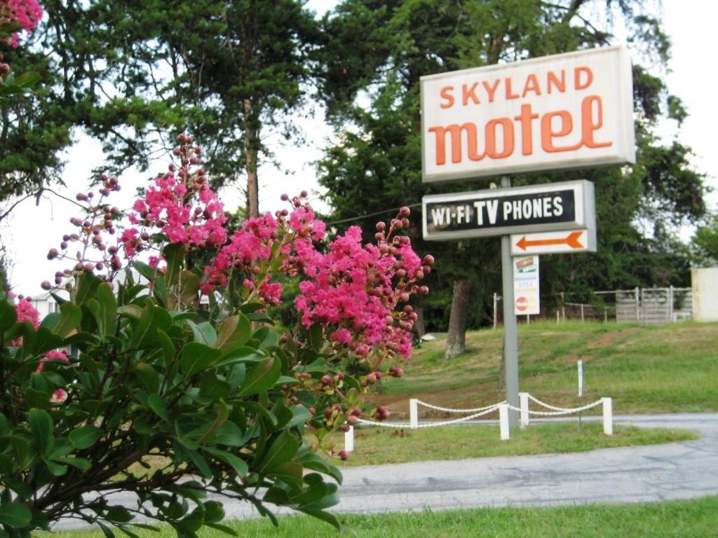 Skyland Motel Cornelia Exterior foto